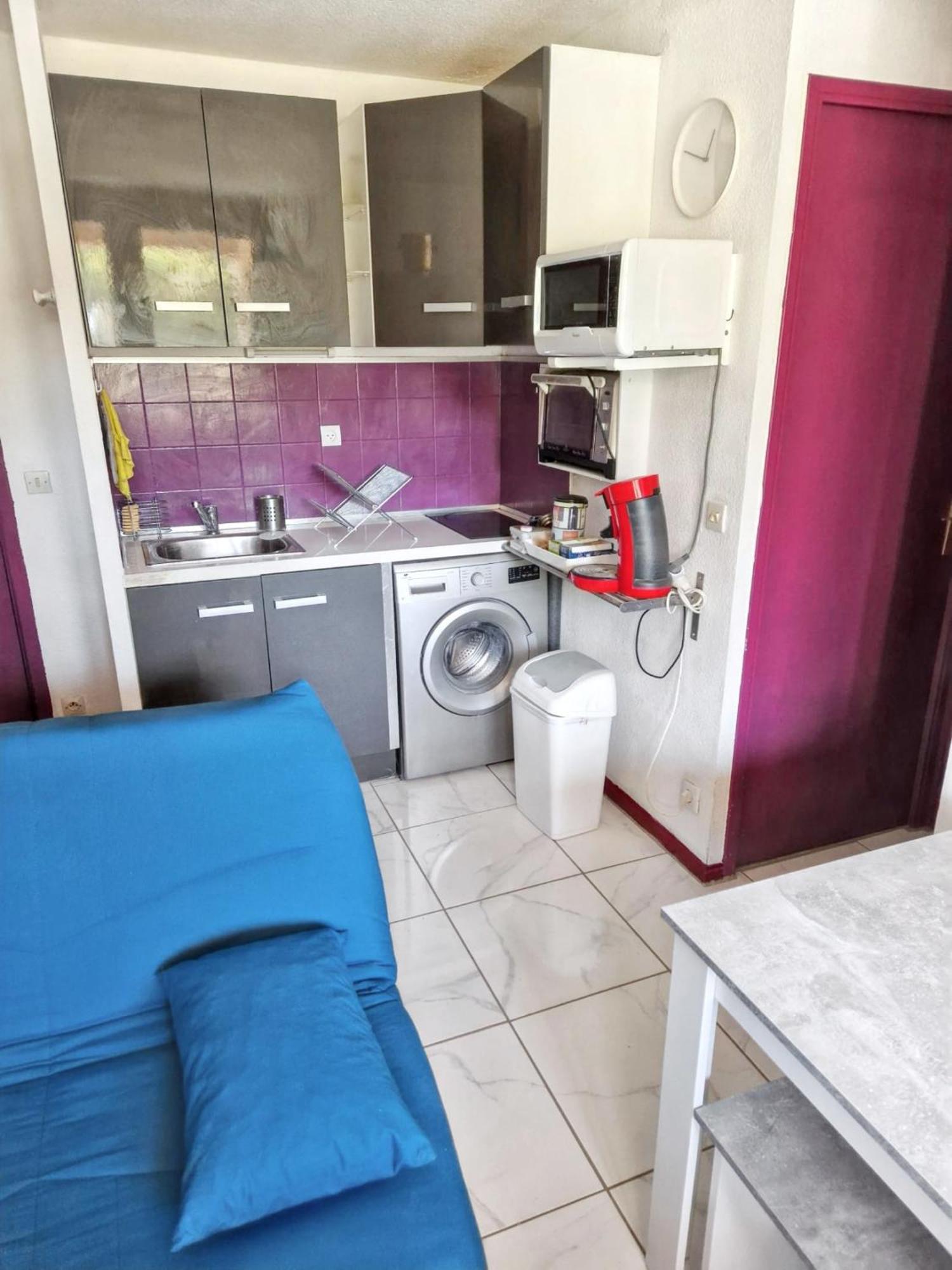 Appartement d'une chambre avec piscine partagee balcon amenage et wifi a Gruissan a 2 km de la plage Extérieur photo