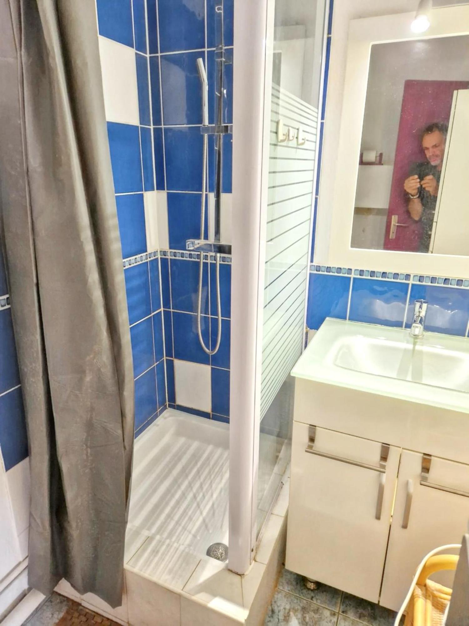 Appartement d'une chambre avec piscine partagee balcon amenage et wifi a Gruissan a 2 km de la plage Extérieur photo
