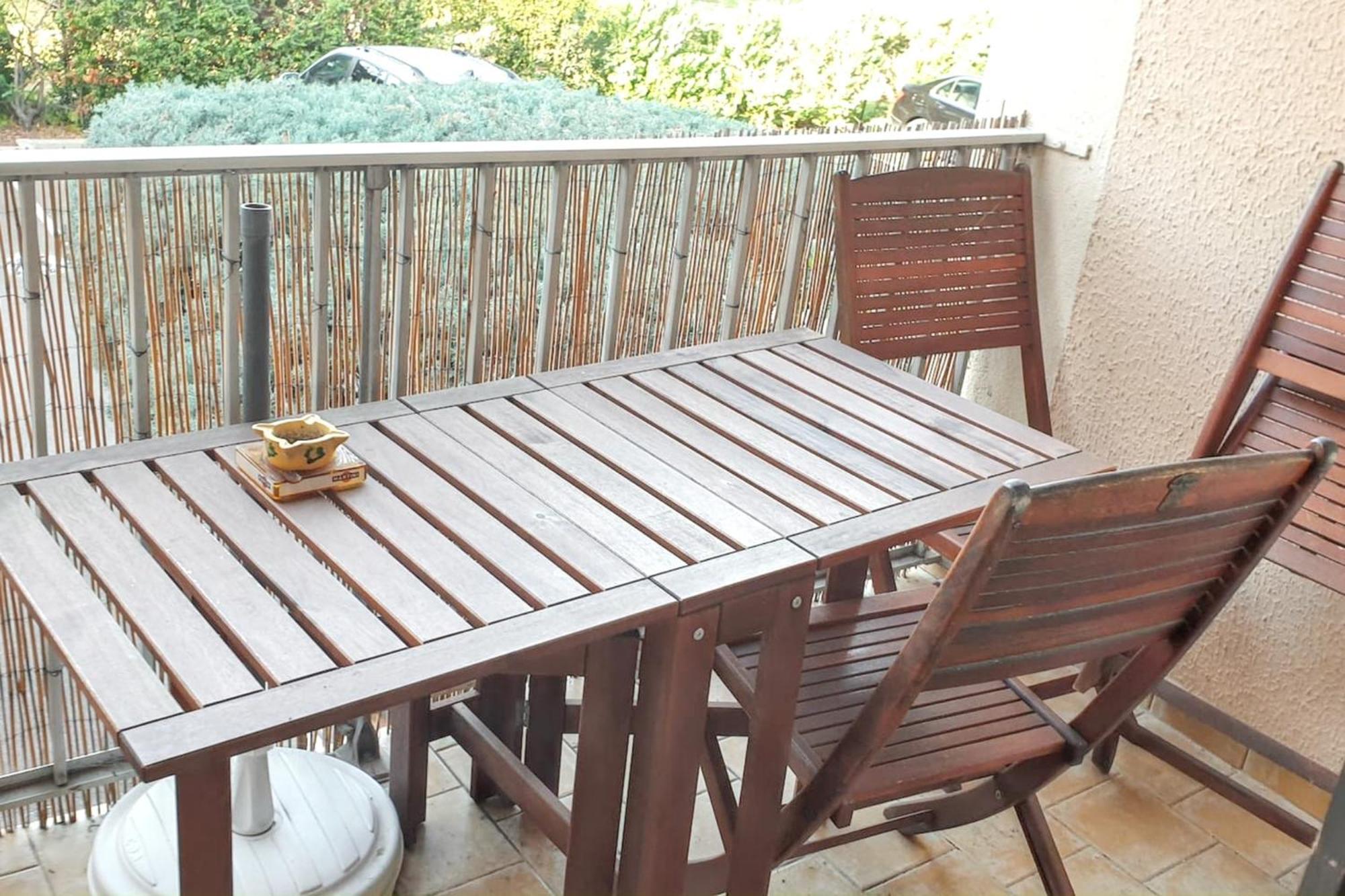 Appartement d'une chambre avec piscine partagee balcon amenage et wifi a Gruissan a 2 km de la plage Extérieur photo
